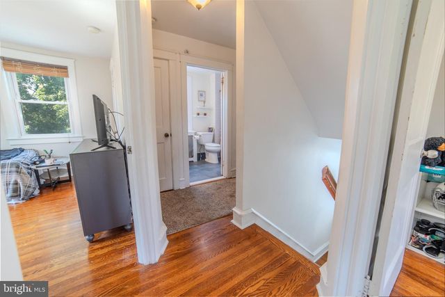 162 S EAGLE RD, Havertown, PA 19083