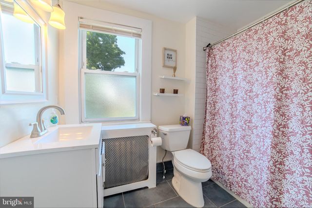 162 S EAGLE RD, Havertown, PA 19083