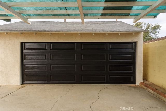 5912 Carpenter Avenue, Valley Village, CA 91607