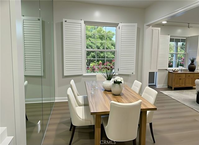 5912 Carpenter Avenue, Valley Village, CA 91607