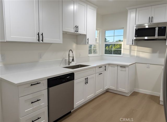 5912 Carpenter Avenue, Valley Village, CA 91607