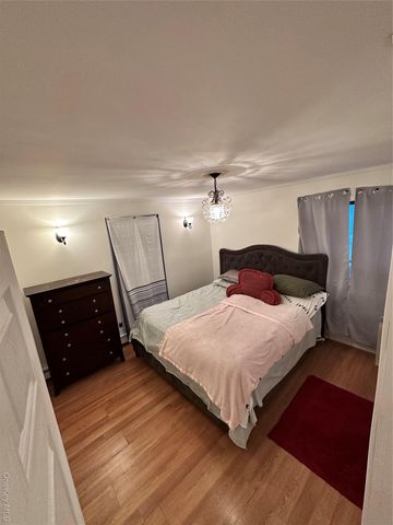 14 Nagle, Central Islip, NY 11722