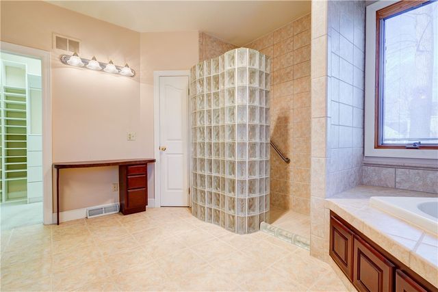 344 Cherry Creek Lane, Greece, NY 14626