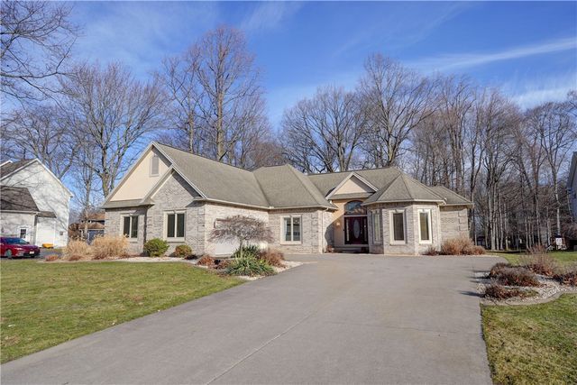 344 Cherry Creek Lane, Greece, NY 14626