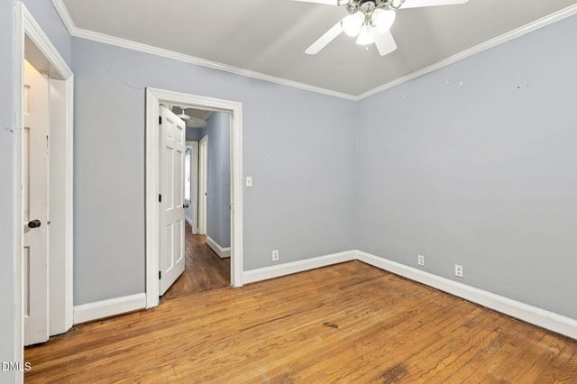 400 N Sumner Street, Selma, NC 27576