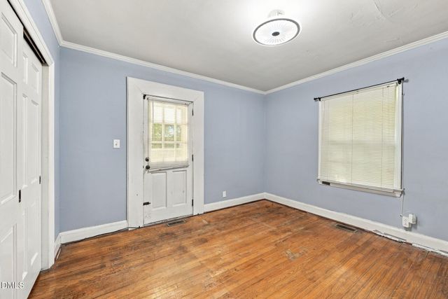 400 N Sumner Street, Selma, NC 27576