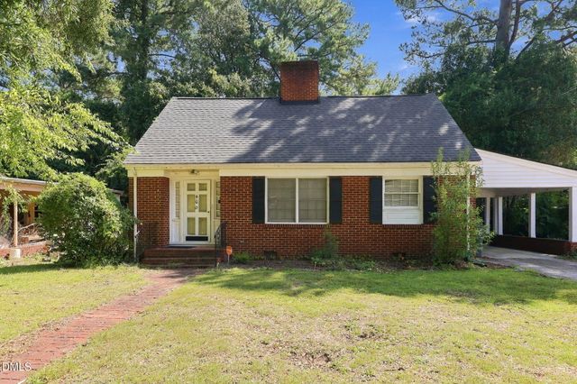 400 N Sumner Street, Selma, NC 27576