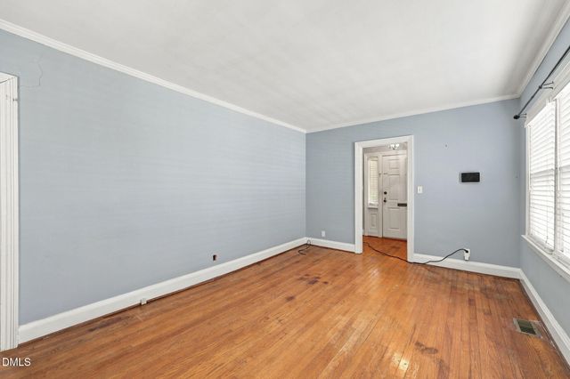 400 N Sumner Street, Selma, NC 27576