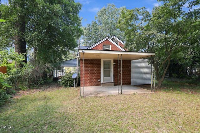 400 N Sumner Street, Selma, NC 27576