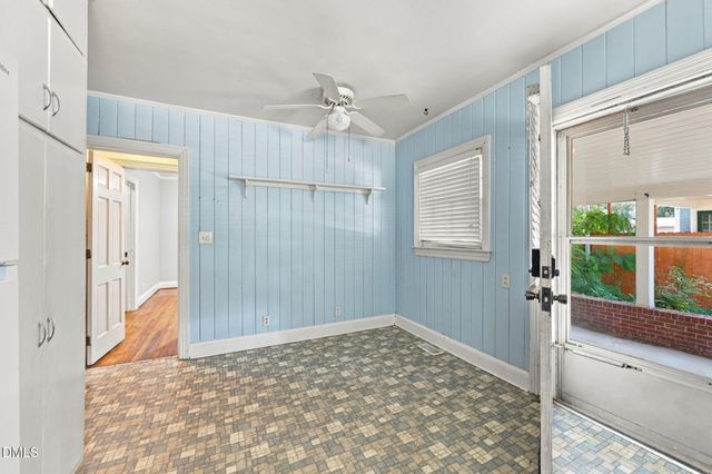 400 N Sumner Street, Selma, NC 27576