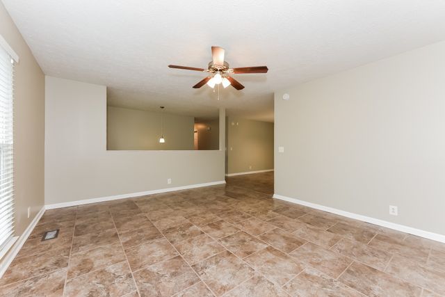 127 Overlook Trl, Goodlettsville, TN 37072