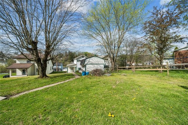 336 Valley St, Mcdonald, PA 15057