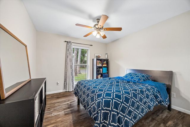 7711 Twin Hills Drive, Houston, TX 77071