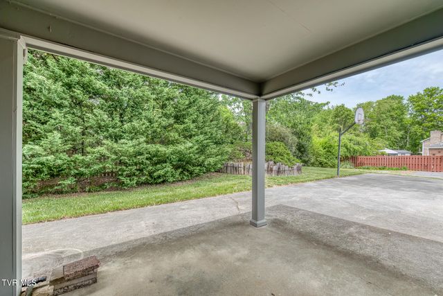 3510 Bondwood Circle, Johnson City, TN 37604
