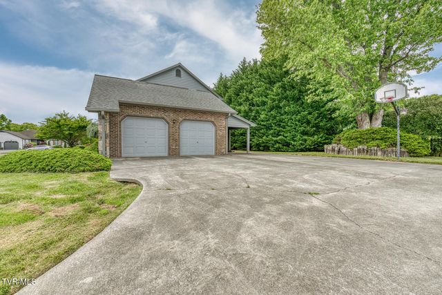 3510 Bondwood Circle, Johnson City, TN 37604
