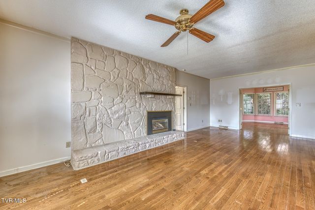 3510 Bondwood Circle, Johnson City, TN 37604