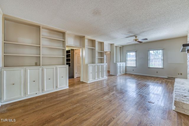 3510 Bondwood Circle, Johnson City, TN 37604