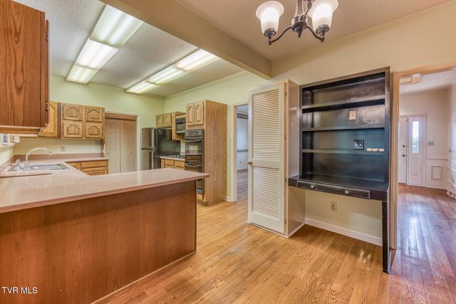 3510 Bondwood Circle, Johnson City, TN 37604