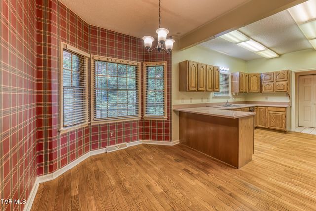 3510 Bondwood Circle, Johnson City, TN 37604