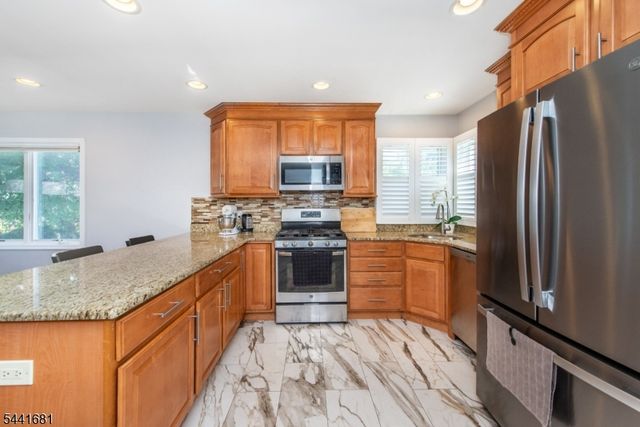1 Dawson Ave, Passaic City, NJ 07055