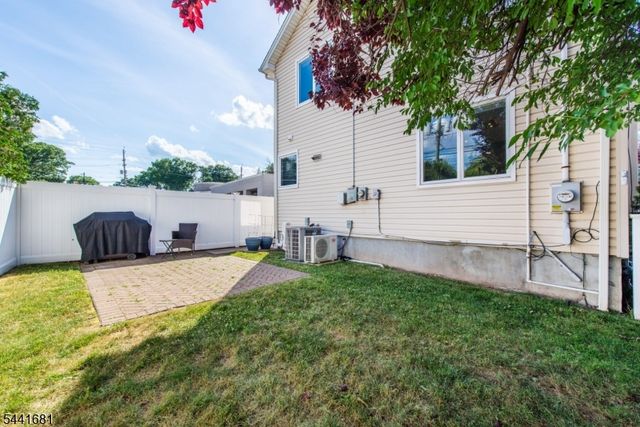 1 Dawson Ave, Passaic City, NJ 07055
