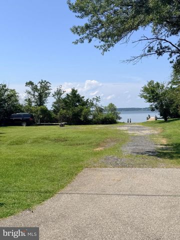 36102 BAY DR, Chaptico, MD 20621