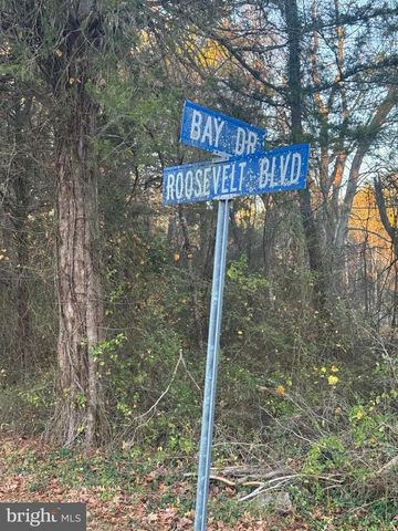 36102 BAY DR, Chaptico, MD 20621