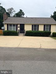 36102 BAY DR, Chaptico, MD 20621