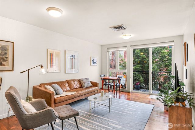 3104 Western Avenue #610, Seattle, WA 98121