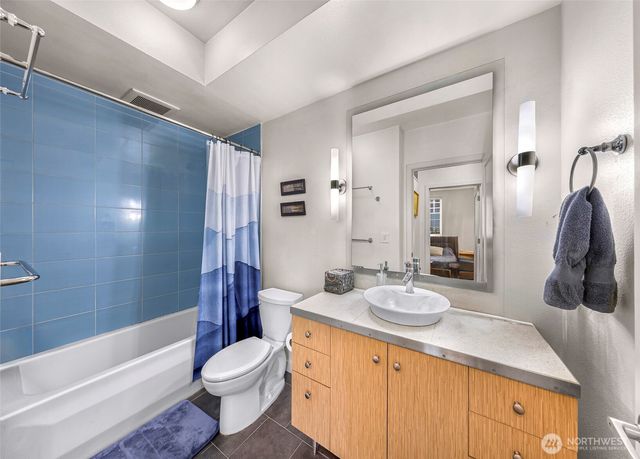 3104 Western Avenue #610, Seattle, WA 98121