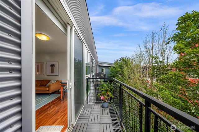 3104 Western Avenue #610, Seattle, WA 98121