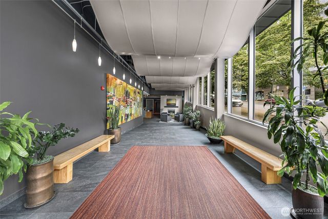 3104 Western Avenue #610, Seattle, WA 98121