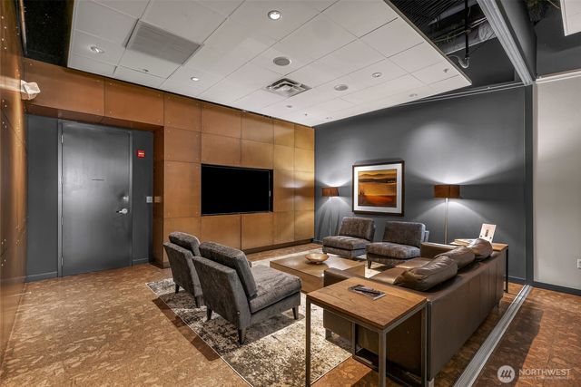 3104 Western Avenue #610, Seattle, WA 98121