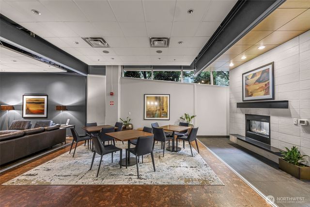 3104 Western Avenue #610, Seattle, WA 98121