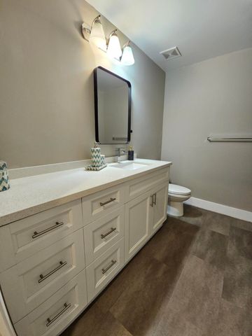 780 S Sapodilla Avenue 105, West Palm Beach, FL 33401