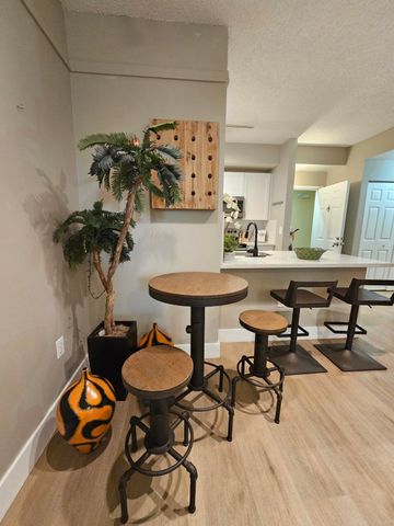 780 S Sapodilla Avenue 105, West Palm Beach, FL 33401