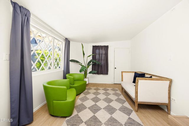 2122 Navarro Avenue, Altadena, CA 91001