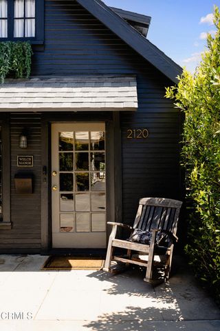 2122 Navarro Avenue, Altadena, CA 91001