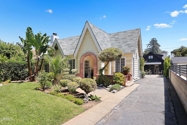 2122 Navarro Avenue, Altadena, CA 91001