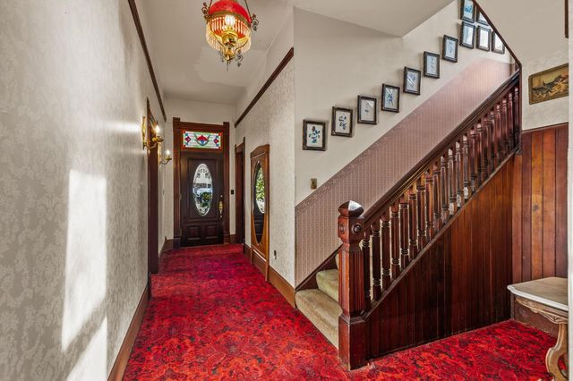 482 Main St, Newcastle, CA 95658