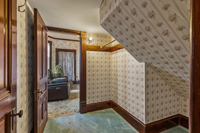 482 Main St, Newcastle, CA 95658