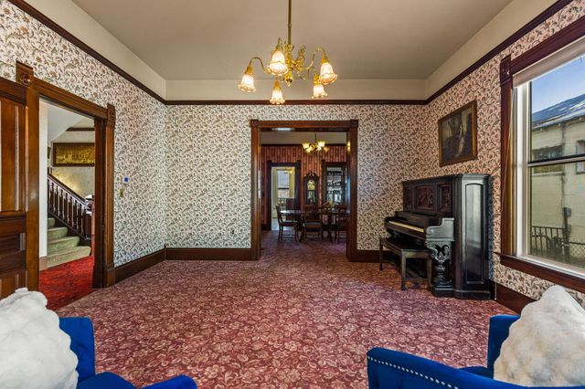 482 Main St, Newcastle, CA 95658