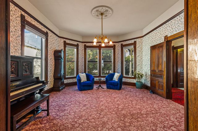 482 Main St, Newcastle, CA 95658