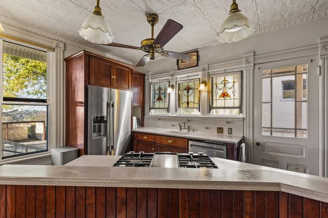 482 Main St, Newcastle, CA 95658