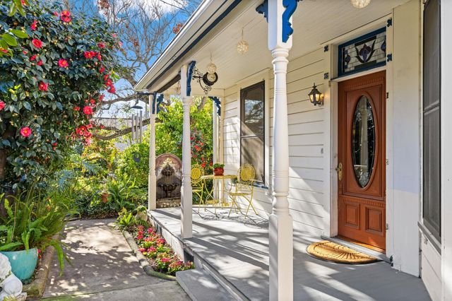 482 Main St, Newcastle, CA 95658