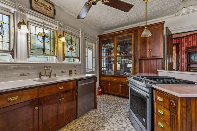 482 Main St, Newcastle, CA 95658