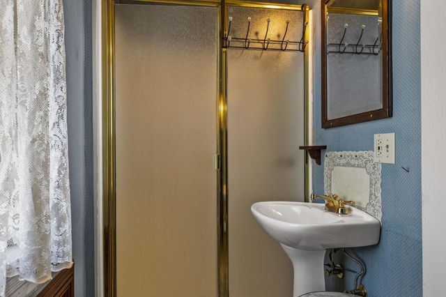 482 Main St, Newcastle, CA 95658