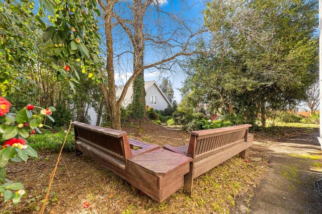 482 Main St, Newcastle, CA 95658