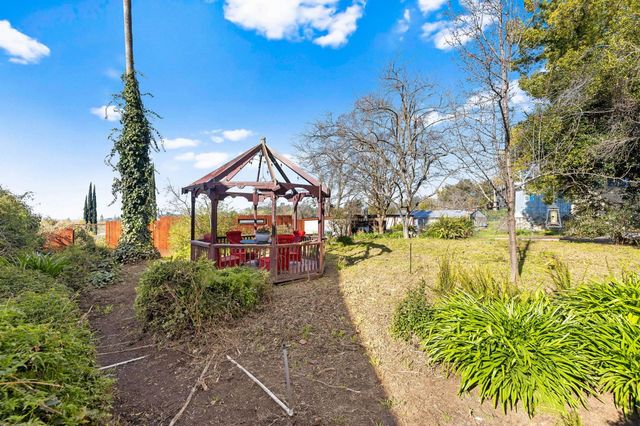 482 Main St, Newcastle, CA 95658