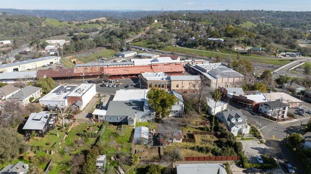 482 Main St, Newcastle, CA 95658